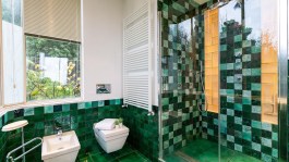 Luxury Villa Gioiello in Liguria for Rent | Bathroom