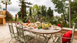 Luxury Villa Gioiello in Liguria for Rent | Breakfast on terrace
