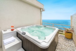 Villa Hermes in Sicily for Rent | Seaside Villa with Direct Accsess to the Sea
