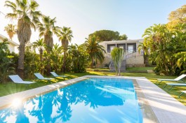 Villa La Belle in Sicily for Rent | Villa with Pool and Seaview - Villa from the Pool