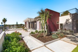 Villa La Belle in Sicily for Rent | Villa with Pool and Seaview - Villa