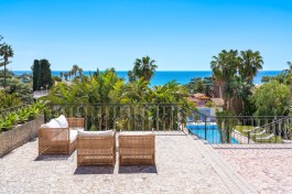 Villa La Belle in Sicily for Rent | Villa with Pool and Seaview - Terrace with Chairs and Seaview
