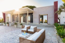 Villa La Belle in Sicily for Rent | Villa with Pool and Seaview - Terrace