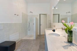 Villa La Belle in Sicily for Rent | Villa with Pool and Seaview - Bathroom