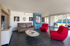 Villa La Dolce Vita in Sicily for Rent | Villa with Private Pool and Seaview - Living Room