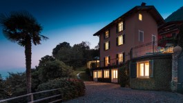 Luxury Villa La Dolce in Santa Maria Rezzonico for Rent | Evening at villa