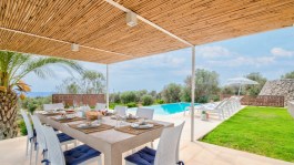 Luxury Villa La Pupazza in Apulia for Rent | Villa with private pool and sea view