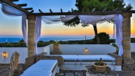 Luxury Villa Manco in Apulia for Rent | Villa with private pool and sea view in sunset
