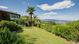 Luxury Villa Marraccini in Tuscany for Rent | Villa with private garden