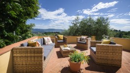 Luxury Villa Marraccini in Tuscany for Rent | Villa with private pool and terrace