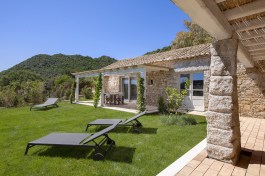 Luxury Villa Morisca in Sardinia for Rent | Terrace and Garden