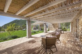 Luxury Villa Morisca in Sardinia for Rent | Terrace
