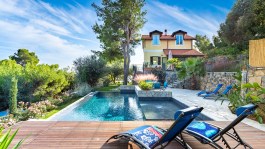 Luxury Villa Nel Blu in Liguria for Rent | Villa with private pool and sea view