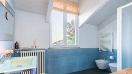 Luxury Villa Nel Blu in Liguria for Rent | Bathroom