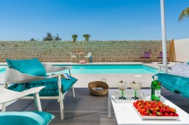 Villa Nica in Sicily for Rent | Villa with Pool Near the Sea - Terrace