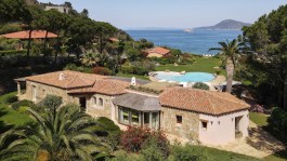 Luxury Villa Padulella on Elba for Rent | Villa with pool and access to the beach