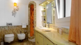 Luxury Villa Padulella on Elba for Rent | Villa with pool and access to the beach - bathroom