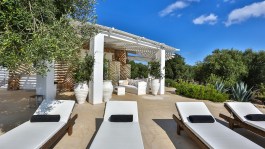 Luxury Villa Pajare Francesi in Apulia for Rent | Villa with pool and sea view