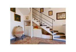 Villa Saracina in Sicily for Rent | Villa with Private Pool - Staircase