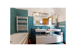 Villa Saracina in Sicily for Rent | Villa with Private Pool - Bathroom