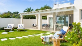 Luxury Villa Amar in Sardinia for Rent | Garden