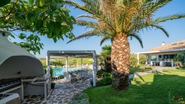 Luxury Villa Ambra in Sardinia for Rent | Villa with Pool and Sea View - Garden