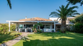 Luxury Villa Ambra in Sardinia for Rent | Villa with Pool and Sea View - Terrace