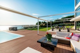 Luxury Villa Angelina in Italy for Rent | Villa with Pool and direct Access to Sea