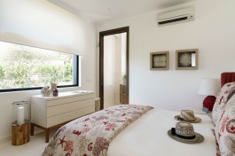 Rent Luxury Villa Angelina in Italy for Rent | Villa with Pool and direct Access to Sea - Bedroom