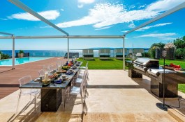 Rent Luxury Villa Angelina in Italy for Rent | Villa with Pool and direct Access to Sea 