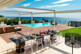 Rent Luxury Villa Angelina in Italy for Rent | Villa with Pool and direct Access to Sea - Table on Terrace