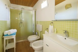 Luxury Villa Ariel in Sicily for Rent | Villa with Direct Access to the Beach - Bathroom