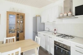 Luxury Villa Ariel in Sicily for Rent | Villa with Direct Access to the Beach - Kitchen