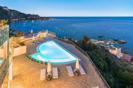 Villa Baya Bella for Rent | Sicily |Taormina | Villa with Pool and Seaview