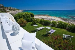 Luxury Villa Blu in Sicily for Rent | - Villa at the Sea