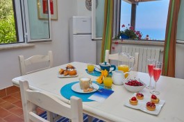 Villa Conchiglia in Sicily for Rent | Breakfast