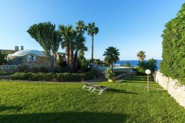 Luxury Villa del Mito in Sicily for Rent | Villa with Pool and Seaview - Garden