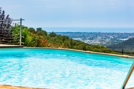 Villa Elena in Tuscany for Rent-swimming pool and the sea view