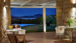 Luxury Villa Eleonora in Sardinia for Rent | Villa with pool and sea view - night on terrace