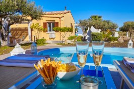 Villa Gaia Scopello in Sicily for Rent | Prosecco at the pool