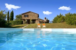Luxury Villa Gigliola in Tuscany for Rent | Villa with swimming pool