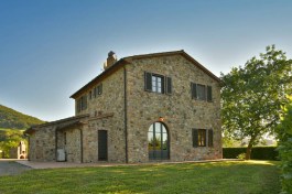 Luxury Villa Gigliola in Tuscany for Rent | Villa with swimming pool