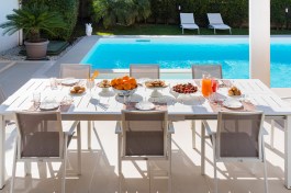 Villa Giutitta in Taormina | Breakfast on a Private Pool