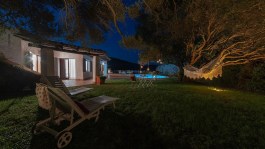 Luxury Villa Ilaria in Sardinia for Rent | Villa with private pool - night in the garden