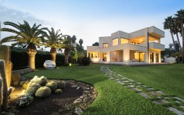 Luxury Villa La Plage in Sicily for Rent | Noto | Villa on the Beach - Garden