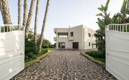 Luxury Villa La Plage in Sicily for Rent | Noto | Villa on the Beach - Gate
