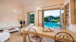 Luxury Villa Li Baietti in Sardinia for Rent | Villa with pool and sea view - living room