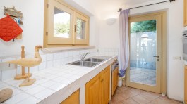 Luxury Villa Li Baietti in Sardinia for Rent | Villa with pool and sea view - kitchen