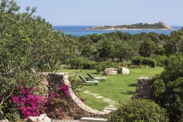 Luxury Villa Alba in Sardinia for Rent | Villa with private pool and sea view - garden