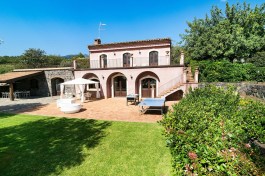 Luxury Villa Mila in Sicily for Rent | Villa with Pool and Seaview
